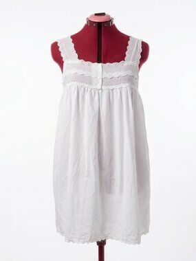 THINGS BETWEEN White Coquette 100% Cotton Eyelet Lace Scallop Babydoll Dress L